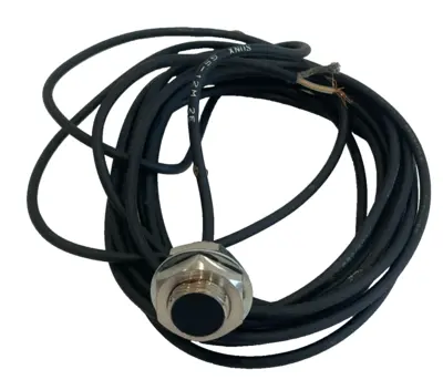NEW SUNX GS-12M INDUCTIVE HEAD 6MM 3M CABLE