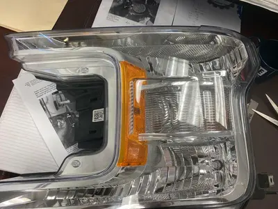 2018+ Ford F-150 OEM Halogen Headlights RH
