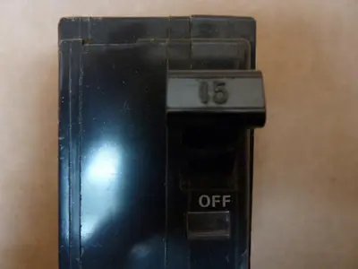 USED SQUARE D QO215