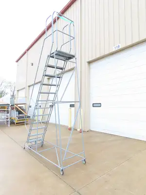Cotterman Metal Rolling Ladder 12-Step 10'H Platform 24x7"Tread 162"H 32"W 450Lb