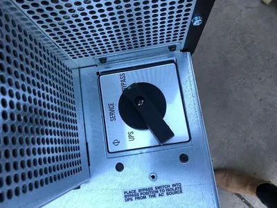 UPS SYSTEM  EATON 9355-10