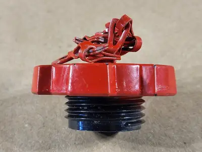 Engine Oil Cap Filler with Chain HZJ79