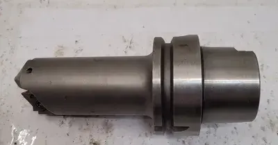 USED KENNAMETAL SEF100120RHSK63AM