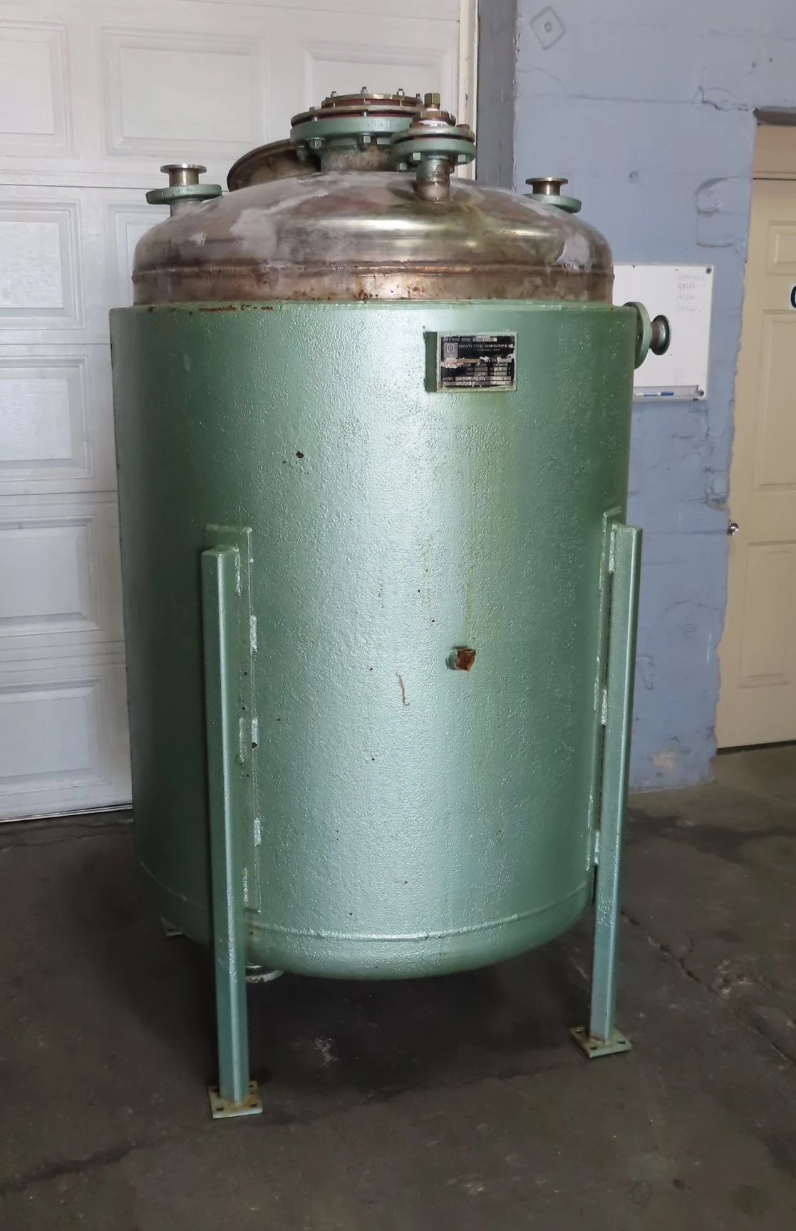 300 gallon Valley Steel Fabricators Reactor