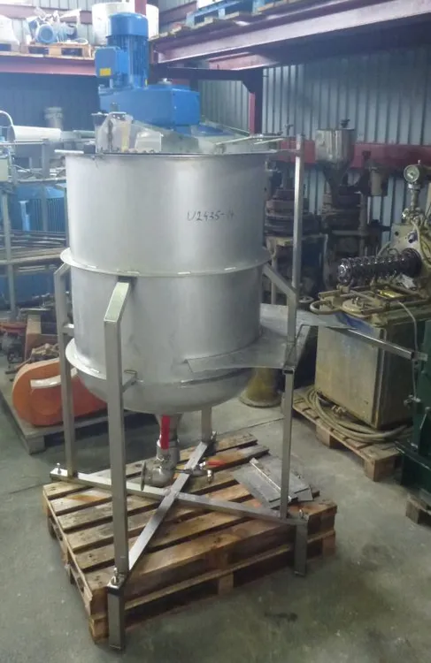 Used _UNKNOWN_ 490 L Stainless Steel Tanks PL | Perry Equipment #121784
