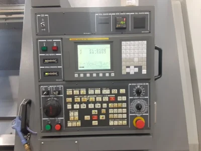 Used 2009 HYUNDAI SKT 300L CNC Lathes Alberta CA | Lamarche Machinery Inc #1461356