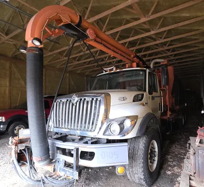 2009 INTERNATIONAL WORKSTAR 7500 HYDROVAC TRUCK | Iron Listing (10)