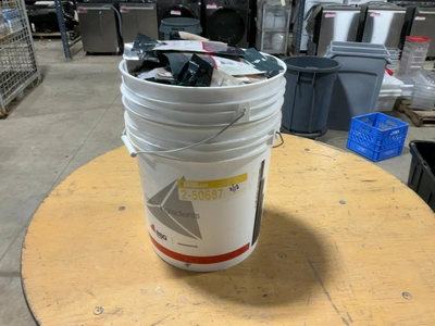 Used MIXED LOT OF BREWERS SPICES, HERBS, AND FRUIT FLAVORING PACKETS Brewing Equipment Michigan US | Miedema Asset Management Group #1768153