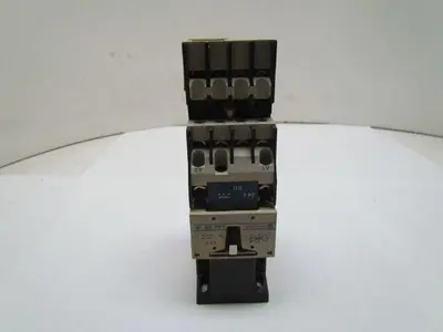 Telemecanique LP1D0901BDREQ3526G22 Contactor Relay 24 VDC Coil