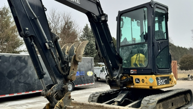 USED 2020 Deere 35G
