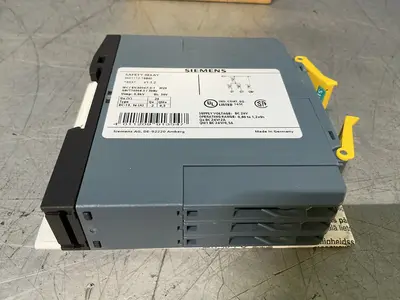 Used SIEMENS 3SK11121BB40 Relays & Switches Ohio US | HGR 24 #1545330