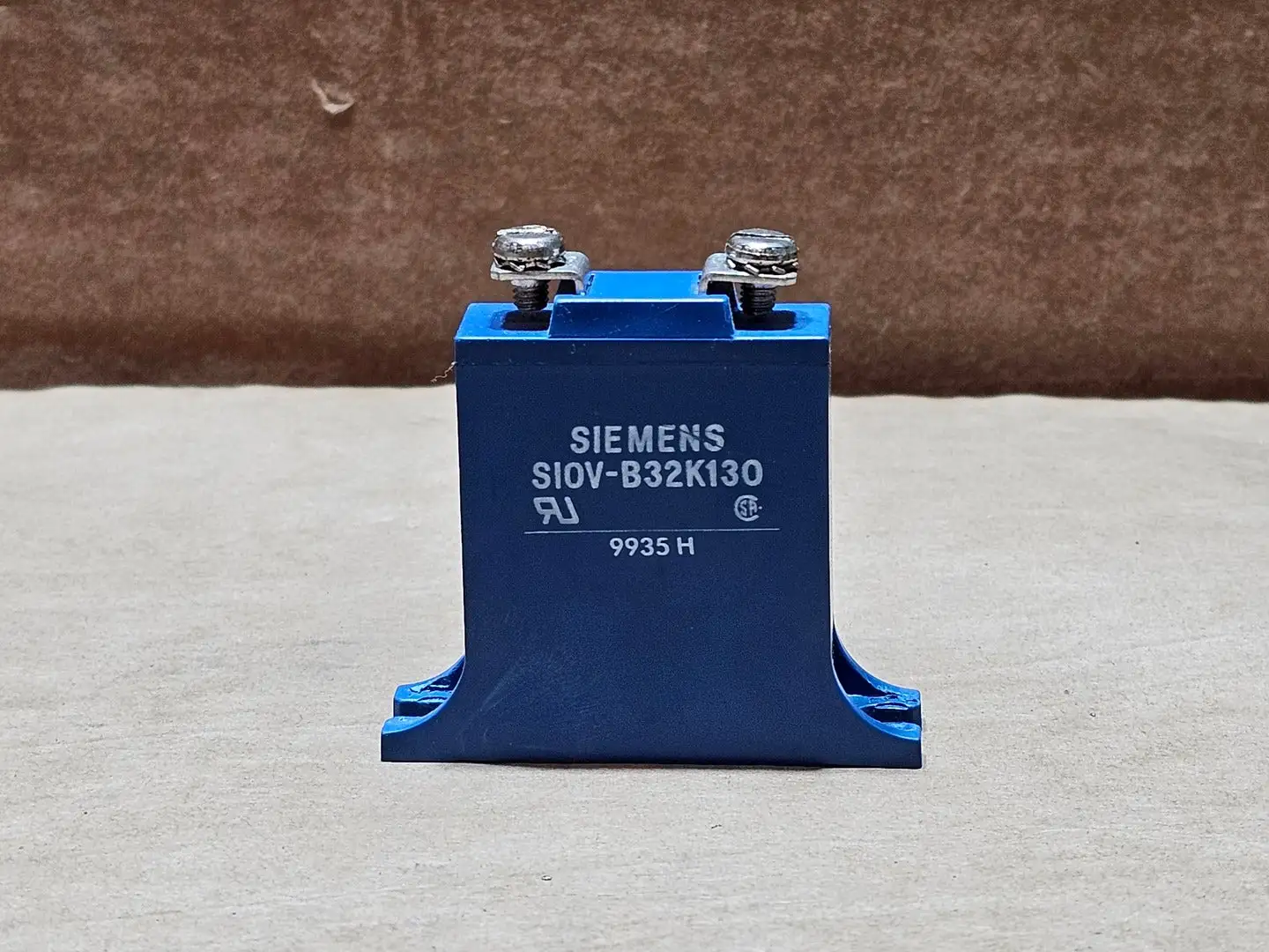 USED SIEMENS SIOV-B32K130