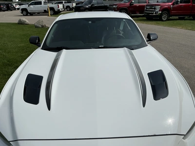 USED 2016 FORD MUSTANG