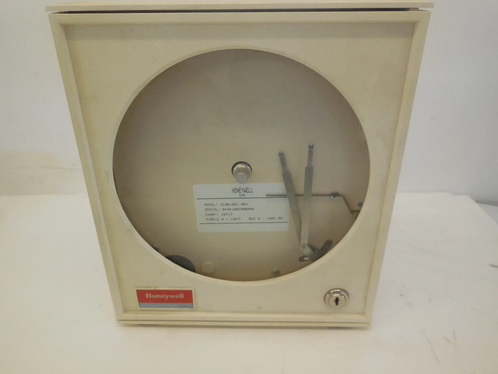 USED HONEYWELL 31061221-001 CHART RECORDER 31061221001