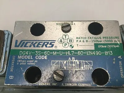 USED VICKERS DG5V-8-S-31C-E-T-M-U-HL-B13-10-EN502