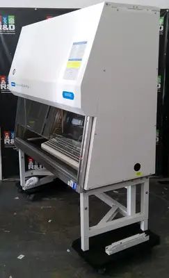 Used _UNKNOWN_ _UNKNOWN_ Biosafety Cabinets California US | R&D Laboratory Equipment #1323751