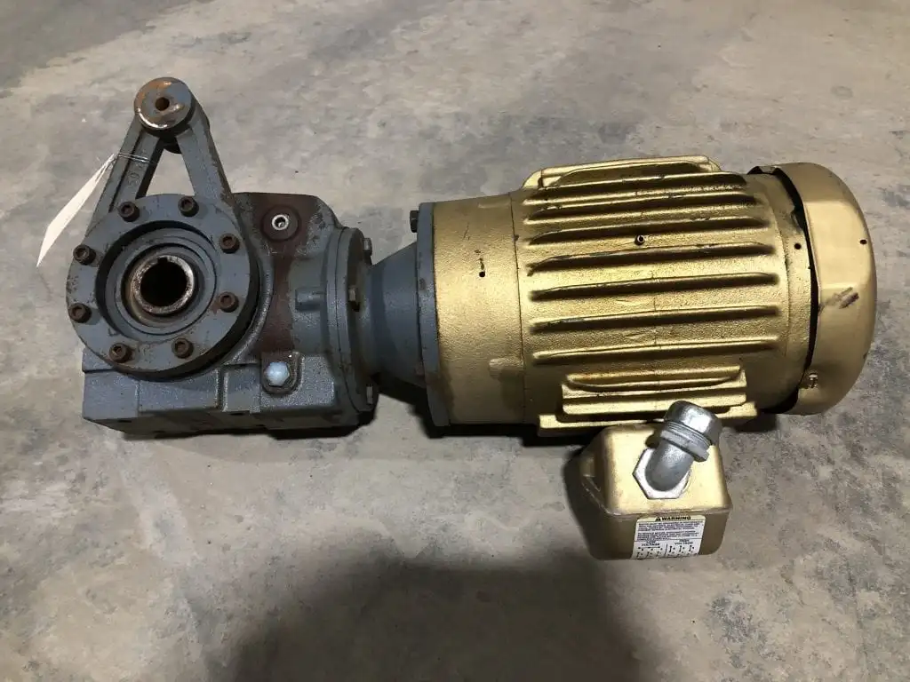 Boston Gear SF842BR-40K-B7 1HP Gear Drive Speed Reducer 40:1 1530lb-in 3 PH
