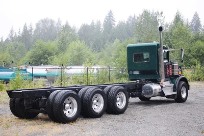 Used 2022 KENWORTH T800 TRI DRIVE EXTENDED DAY CAB 565 HP X15 FULL LOCKERS Conventional trucks British Columbia CA | International Machinery LLC #1710998