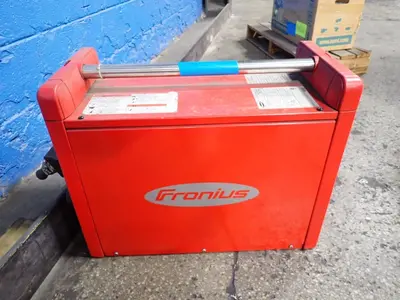 USED 2009 FRONIUS TRANSPULS SYNERGIC 4000 MV