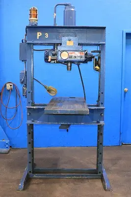 75 TON DAKE H-FRAME ELEC-DRAULIC HYDRAULIC PRESS MODEL 5-075