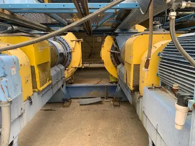 USED 2015 WARREN BAERG 300W