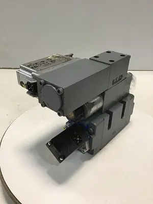 USED REXROTH Z4WE6X25731/EG24N9K4/V/60