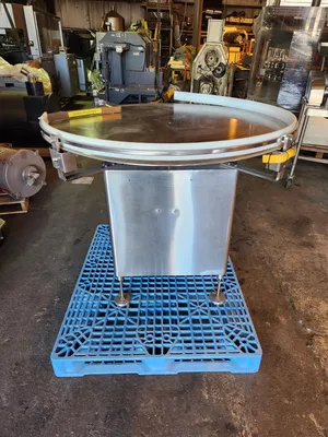 Used _UNKNOWN_ _UNKNOWN_ Accumulation Tables Pennsylvania US | Libra Machine #1568335