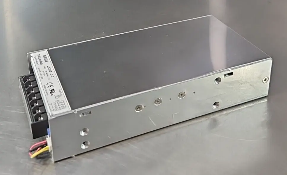 TDK-Lambda LS200-3.3 POWER SUPPLY 3.3 VDC 40A loc4D3