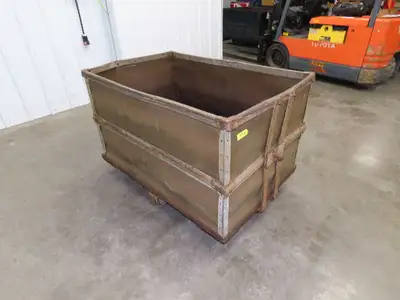 Used INSULFAB PLASTICS _UNKNOWN_ Tub Indiana US | Arrow Industrial #1368088