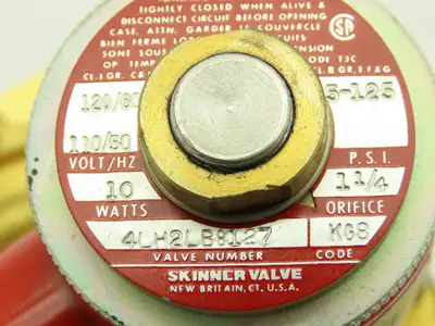 Honeywell Skinner 4LH2LB8127 Brass Solenoid Valve 2-Way NC 120V 125PSI 1-1/2"NPT
