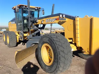 USED 2019 Deere 872G