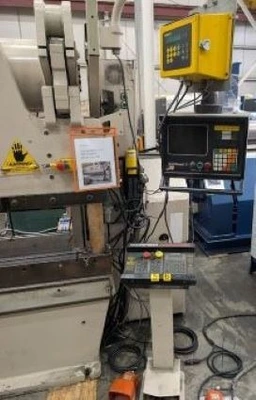 Used ACCURPRESS 717512 Press Brakes Minnesota US | SOMINN MACHINERY SALES #1418186
