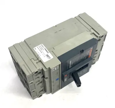 New | in-Stock Merlin Gerin Compact Molded Case Circuit Breaker 3-Pole TM200DP Circuit Breakers Michigan US | Maverick Industrial Sales #1398679