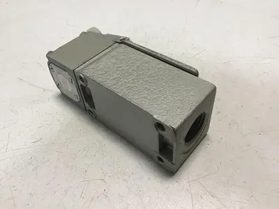 USED TELEMECANIQUE C2JK05