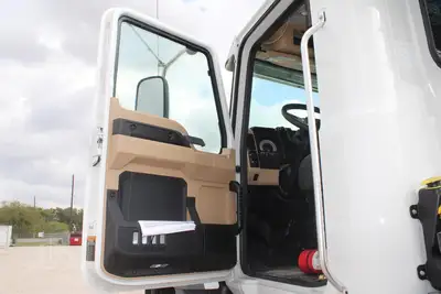 New | in-Stock 2026 MACK GRANITE 64BR Rolloff Trucks Texas US | Roll Off Truck World #1491889