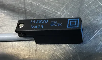 Festo 152820 V413 Proximity Sensor, 230VAC/DC. 5E-35