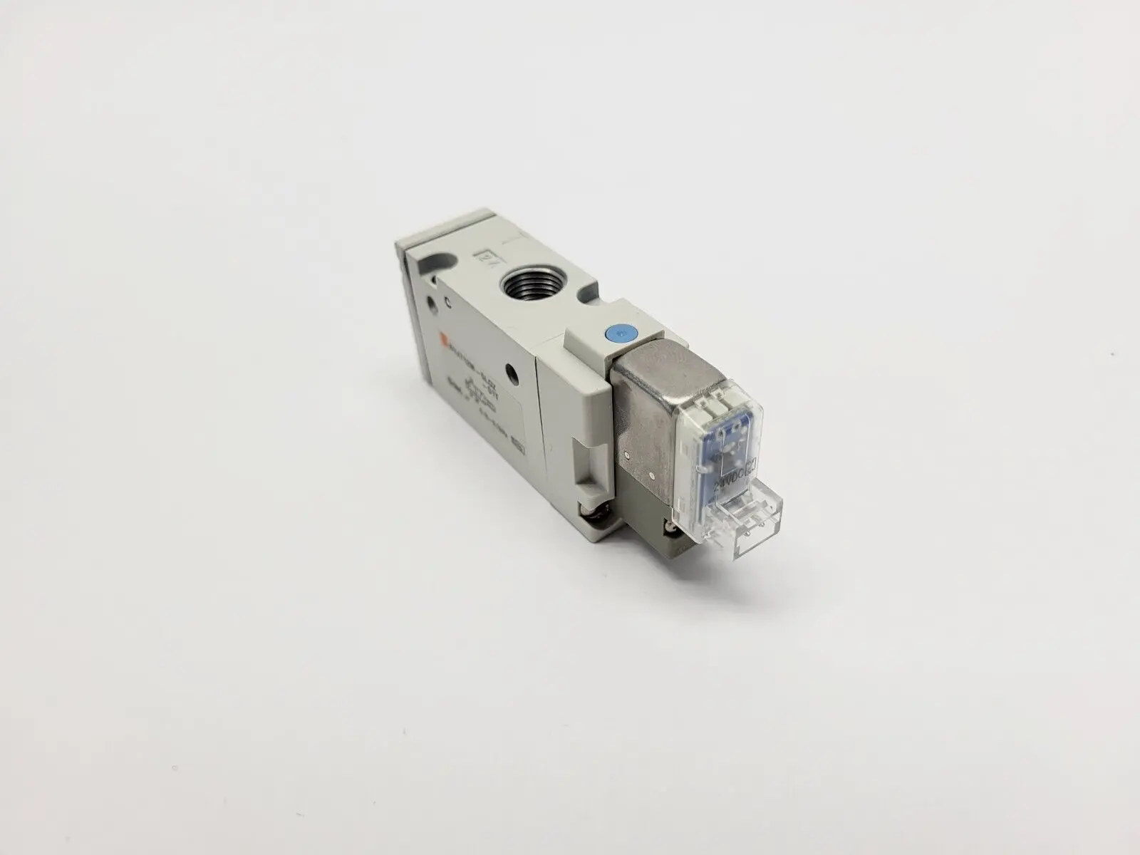 SYJ712M-5LOZ-01T | SMC  Pneumatic Solenoid Valve Body NC 1/8" Port - New Other