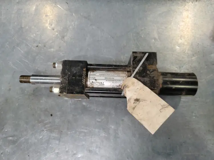 Used ROYAL ELECTRIC T3H2S2C1A2A1A,DWY-2212 Parts (Hydraulics and Pneumatics) British Columbia CA | Lenmark #266372