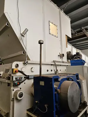 USED HOSOKAWA TWO-STAGE PLASTIC SHREDDING AND GRANULATION SYSTEM