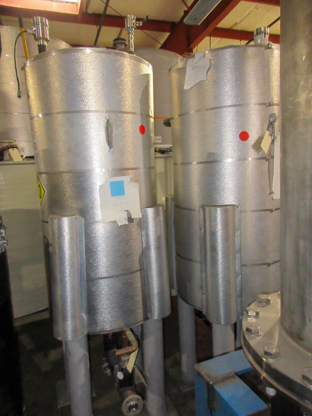 Vertical ss tank