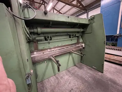 USED MANURHIN 65 TON X 2550 MM