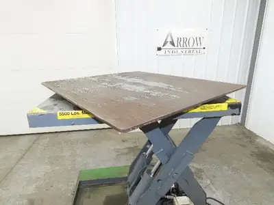 Used PENTALIFT _UNKNOWN_ Misc Lifts Indiana US | Arrow Industrial #1367364