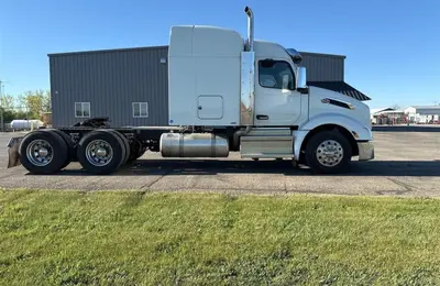 Used PETERBILT 579 Tractors & Trailers Minnesota US | Mitsubishi HC Capital America #1362635