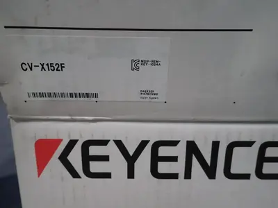 NEW KEYENCE CVX152F