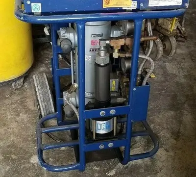 USED 2000 NRP LV8