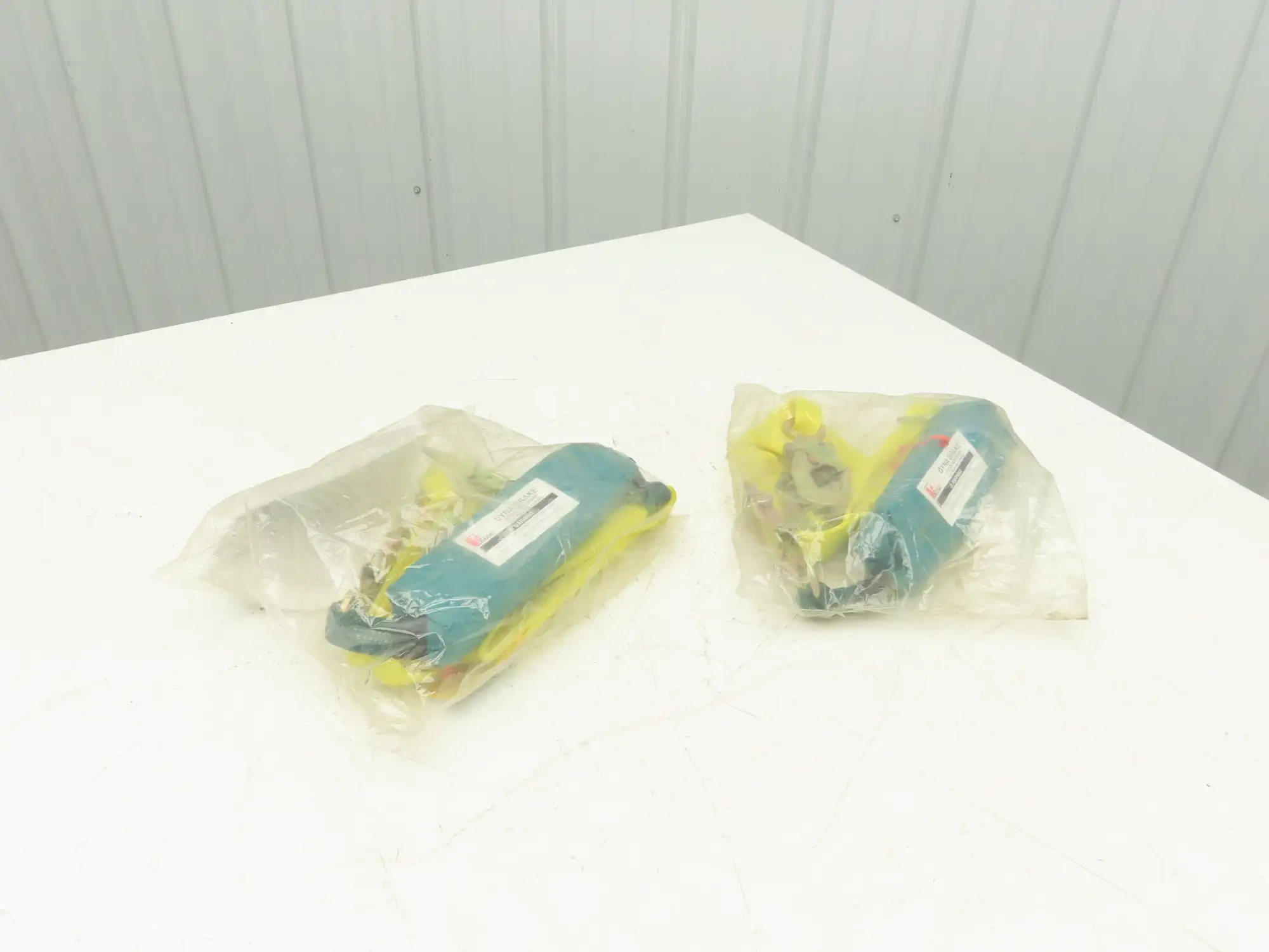 MSA Rose 501562 Twin Lanyard with Dyna Brake Shock Absorber 6Ft  Lot of 2