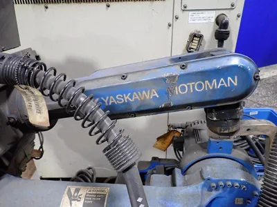 USED 2011 YASKAWA MOTOMAN MOTOMANMH6