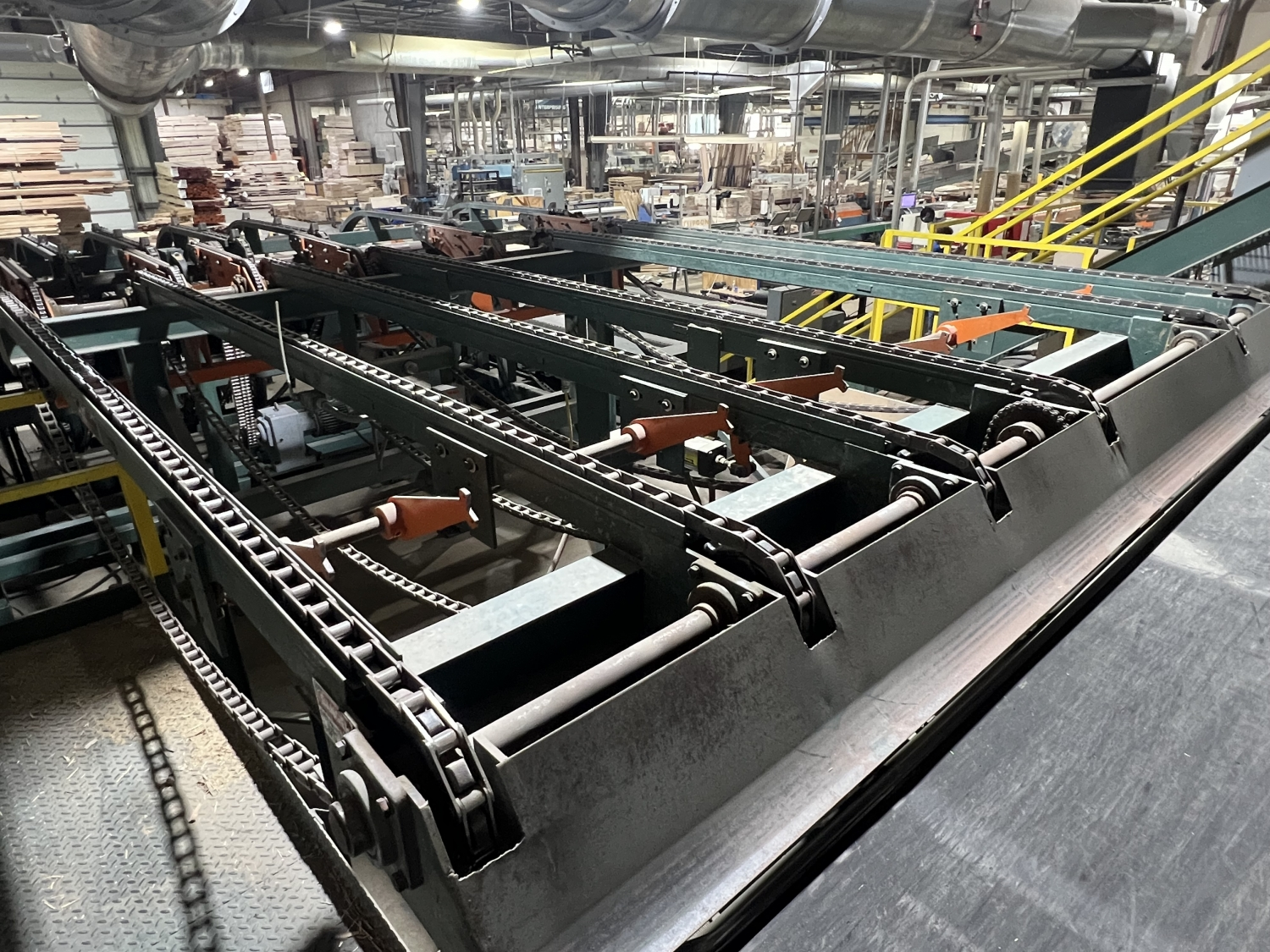 Automated Lumber Handling 12' Six-Strand Chain Deck