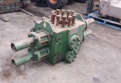 USED SHAFFER SENTINEL II 7 1/16" 5M DOUBLE RAM BOP