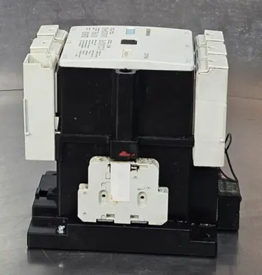 Siemens 3TF5022-0AP0 Contactor 600v 160a Loc4F45